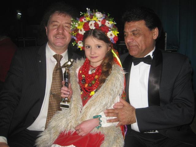 З членами журі Гурбаном Аббасовим і Олегом Дзюбою